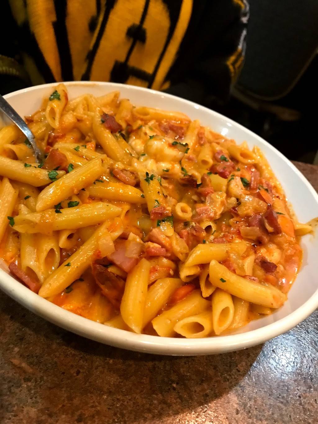 Salvatores Italian Grill | restaurant | 4831 Mahoning Ave, Youngstown, OH 44515, USA | 3307992285 OR +1 330-799-2285