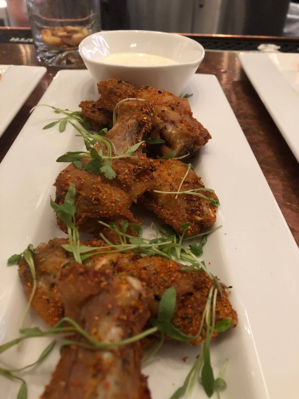 Metropole | restaurant | 899 Francisco St, Los Angeles, CA 90017, USA | 2132328800 OR +1 213-232-8800