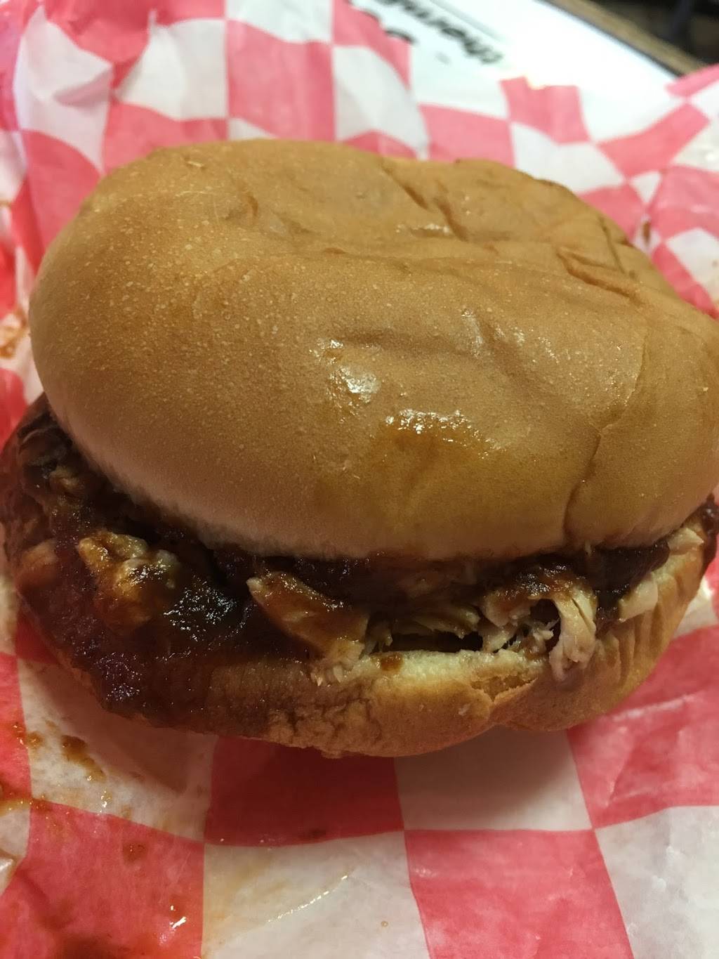 Hog Wild Barbeque | restaurant | 3749 Kings Hwy, Douglasville, GA 30135, USA | 7705775828 OR +1 770-577-5828