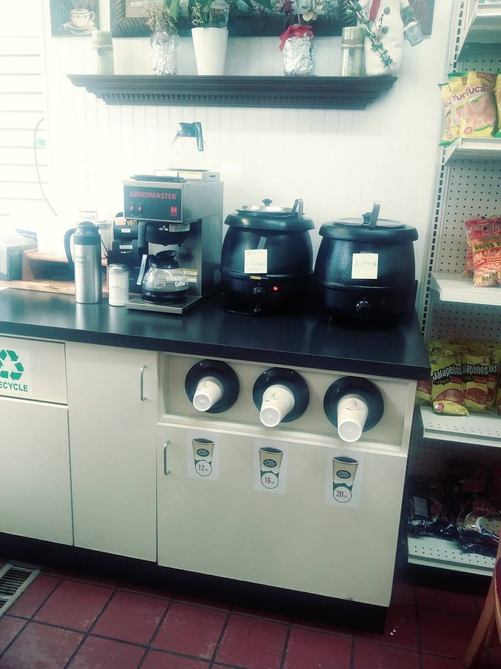 Solis Bakery & Convenience Store | restaurant | 1101-1105 Washington St, Norwood, MA 02062, USA | 7815019235 OR +1 781-501-9235