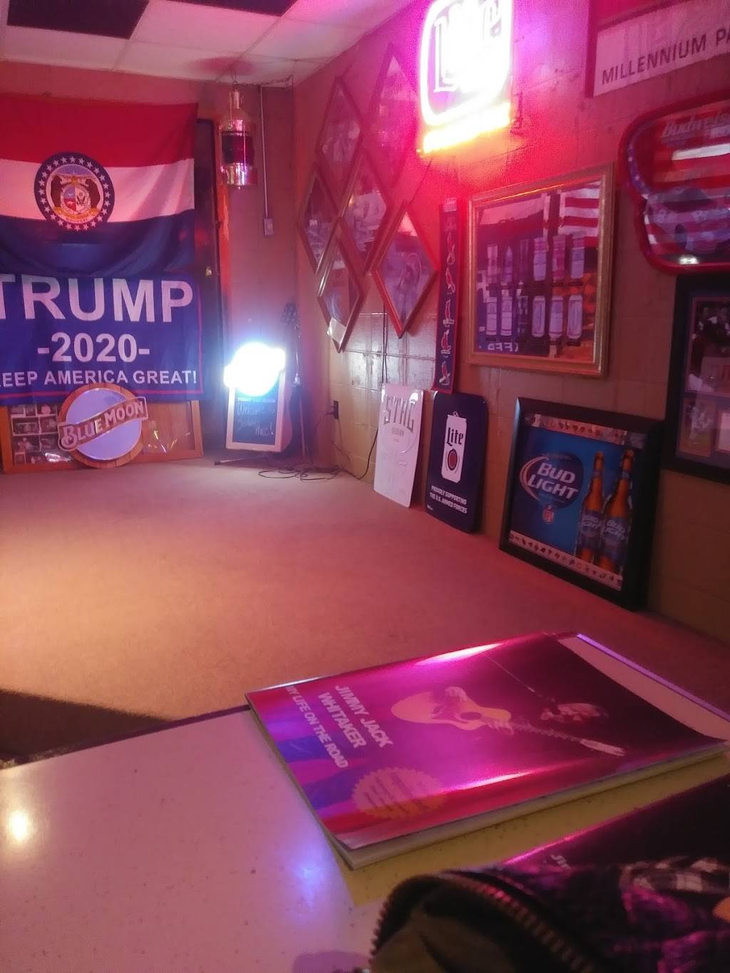 Sonnys Place | restaurant | 17 N Locust St, Dexter, MO 63841, USA | 5734148669 OR +1 573-414-8669