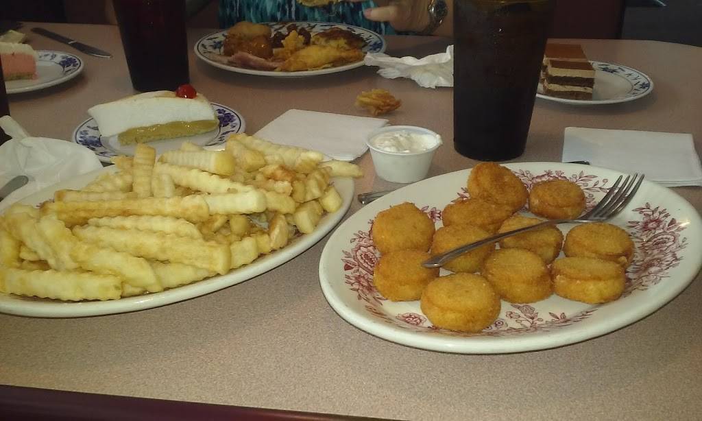 Lucky Chinese Restaurant | restaurant | 1096 Washington Rd, Thomson, GA 30824, USA | 7065958847 OR +1 706-595-8847