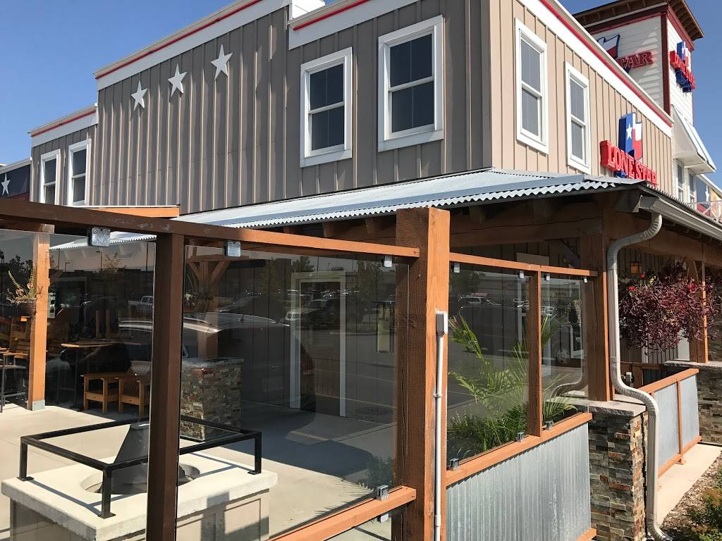 Lone Star Texas Grill | restaurant | 4140 Walker Rd #500, Windsor, ON N8W 3T5, Canada | 5198008311 OR +1 519-800-8311