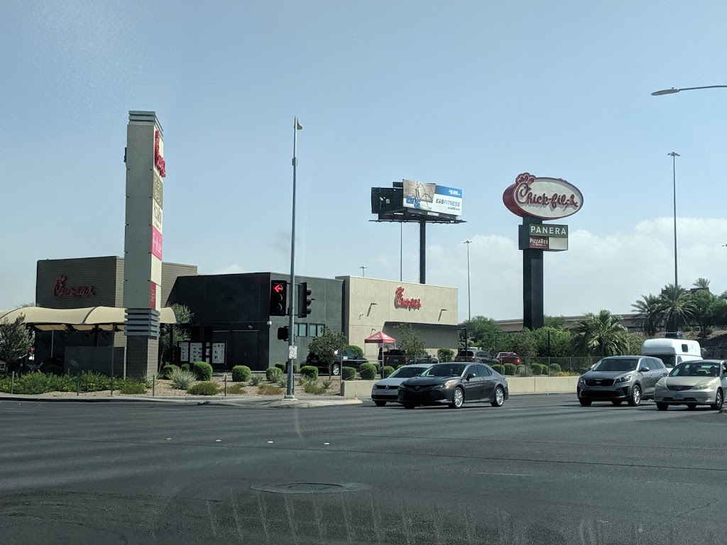 Chick-fil-A | restaurant | 129 E Fremont St, Las Vegas, NV 89101, USA | 7023868243 OR +1 702-386-8243