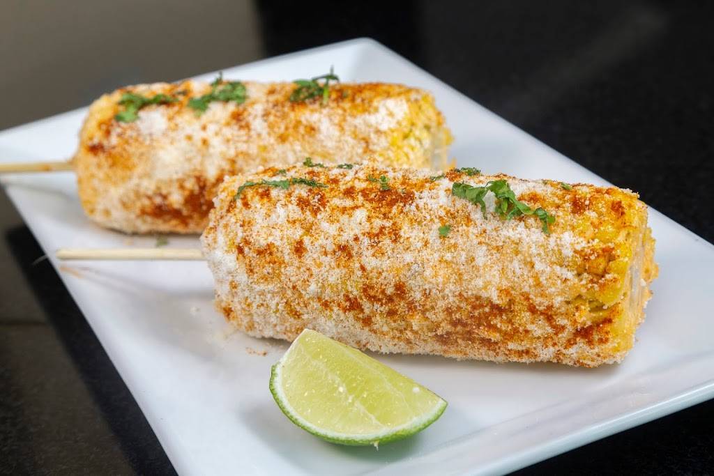 Estefanis Restaurant | restaurant | 106 Union St, Lynn, MA 01902, USA | 7818421441 OR +1 781-842-1441