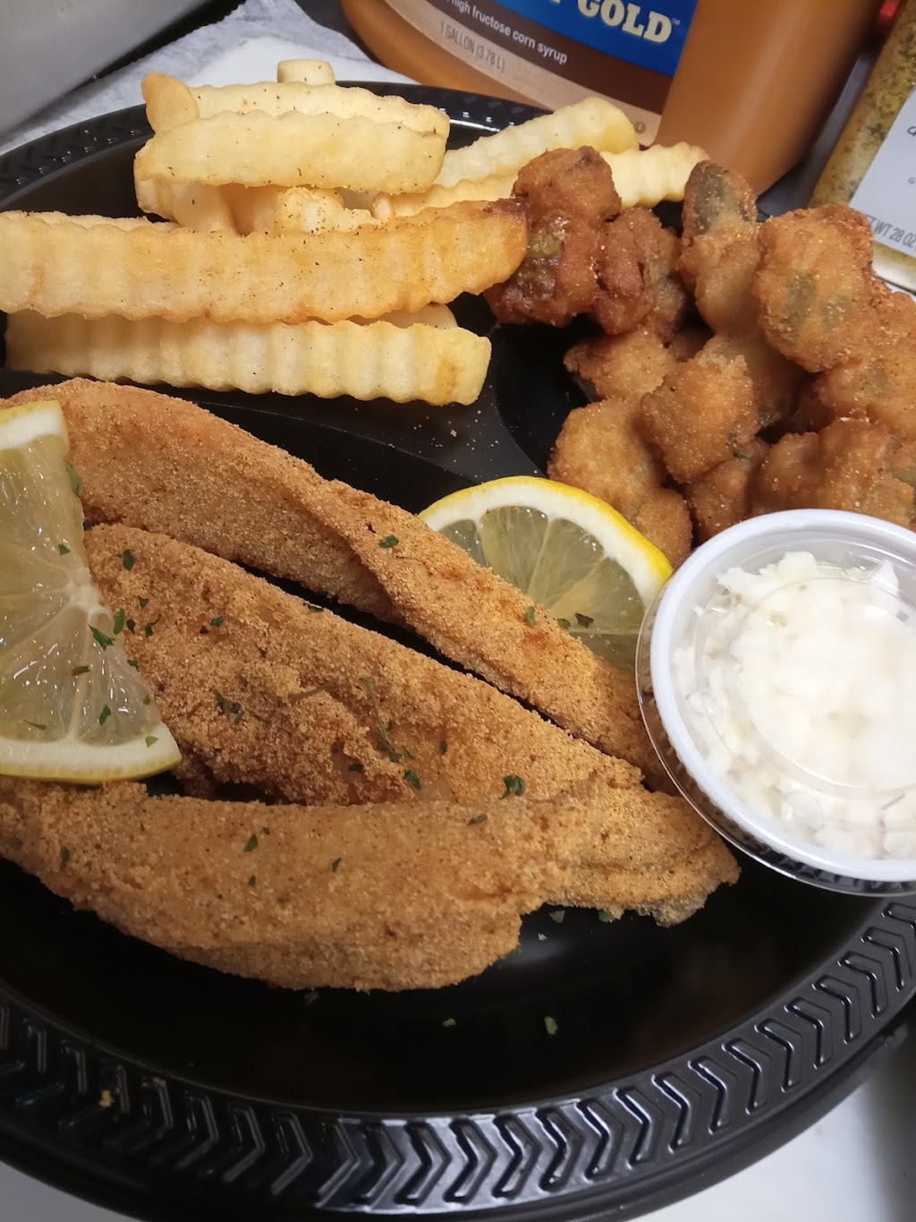 Robertas Soul | restaurant | 894 S Highland St, Memphis, TN 38111, USA | 9014793213 OR +1 901-479-3213