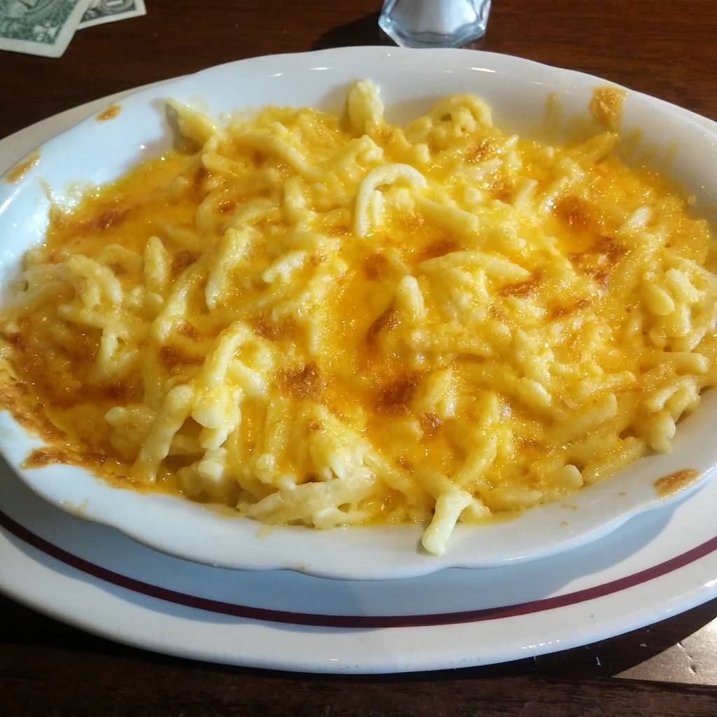 Gottscheer Hall | restaurant | 657 Fairview Ave, Ridgewood, NY 11385, USA | 7183663030 OR +1 718-366-3030