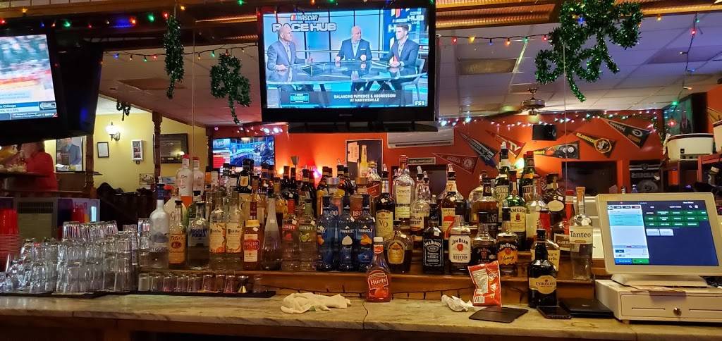 Hugo’s Restaurant and Sports Bar | restaurant | 25 Bridge St N, Martinsville, VA 24112, USA | 2766323663 OR +1 276-632-3663