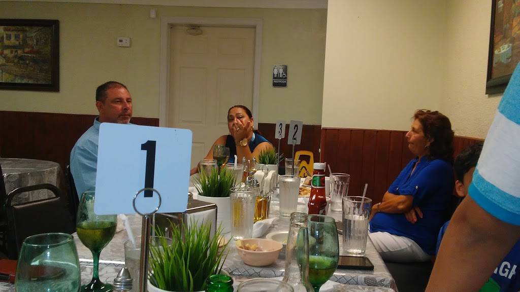 Pizza Hut | meal delivery | 1665 W 68th St Suite 104, Hialeah, FL 33014, USA | 3058261202 OR +1 305-826-1202