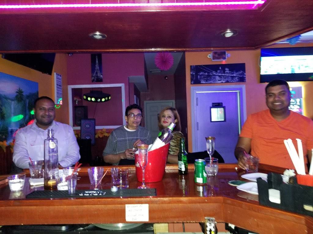 Berbice | restaurant | 173-06 Jamaica Ave, Jamaica, NY 11432, USA | 7182976100 OR +1 718-297-6100