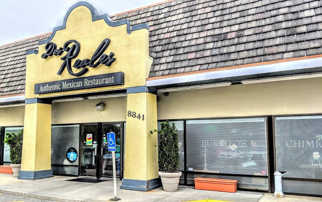 Dos Reales Mexican Restaurant | restaurant | 8841 W 75th St, Overland Park, KS 66204, USA | 9133411046 OR +1 913-341-1046