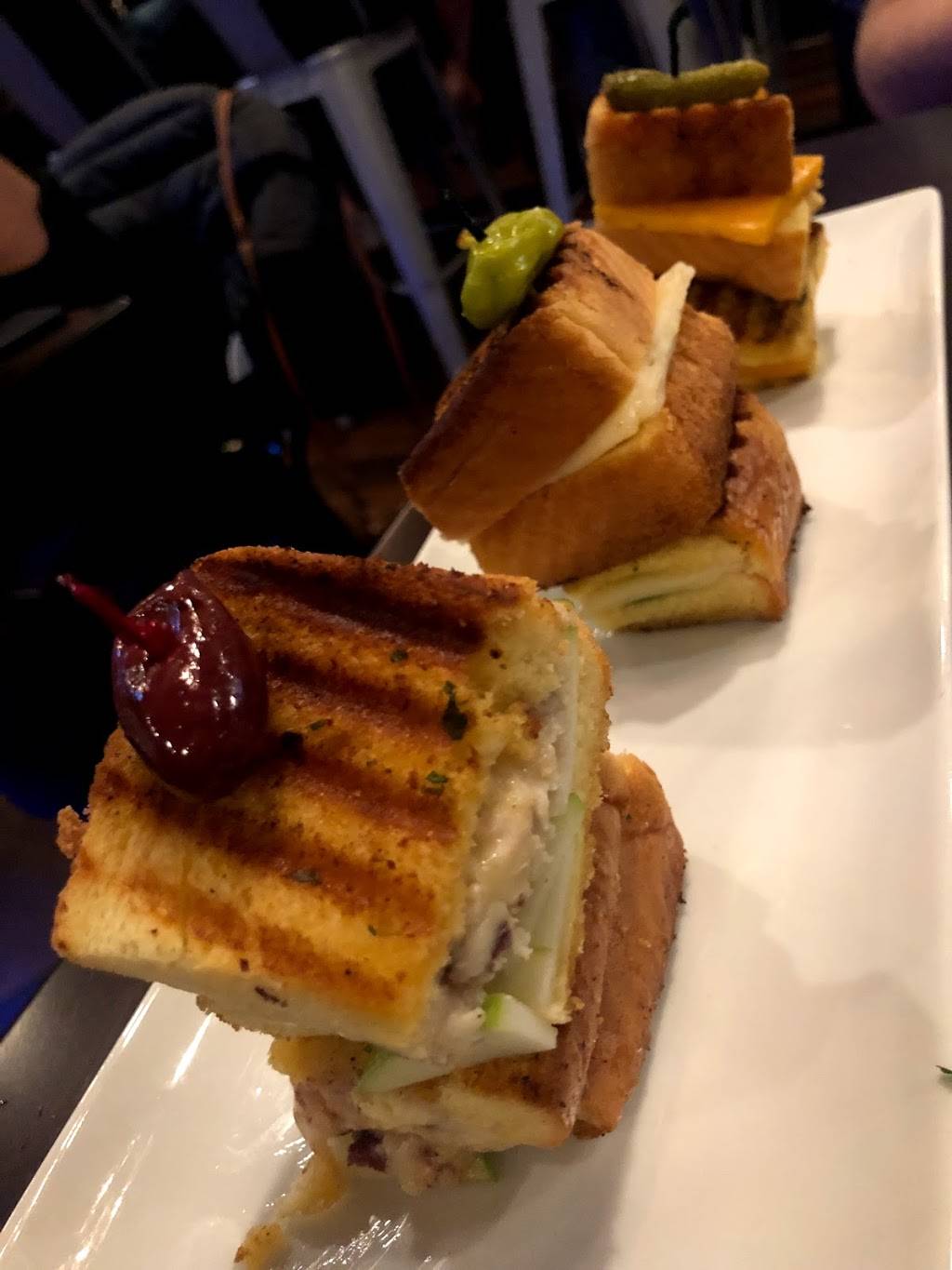 Flights Restaurant Mountain View | restaurant | 800 California St Suite 100, Mountain View, CA 94041, USA | 6503866424 OR +1 650-386-6424