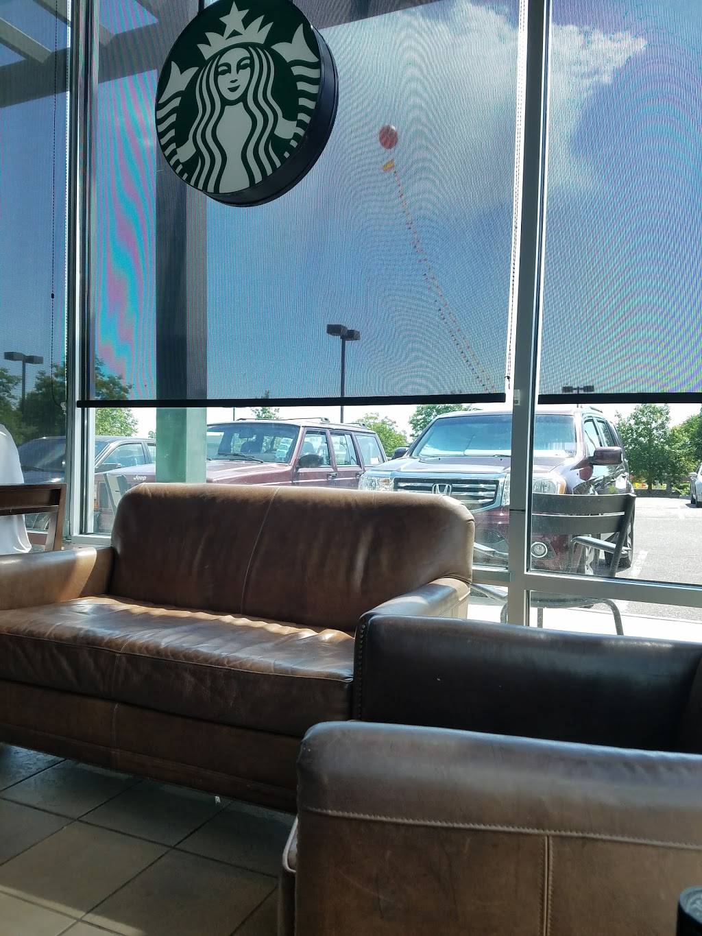 Starbucks | cafe | 7403 W Chatfield Ave, Littleton, CO 80128, USA | 3039481066 OR +1 303-948-1066