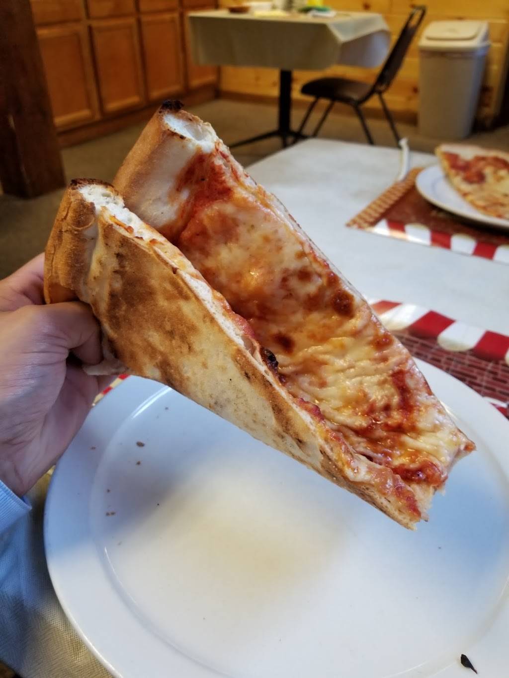 Mendettas Pizzeria Catering & More | bakery | 132 E Fulton St, Gloversville, NY 12078, USA | 5187730003 OR +1 518-773-0003