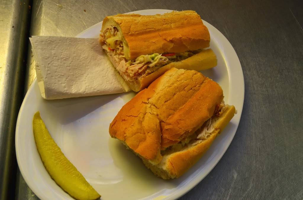 Moxies Cafe and Caterer | cafe | 514 N Tampa St, Tampa, FL 33602, USA | 8132214510 OR +1 813-221-4510