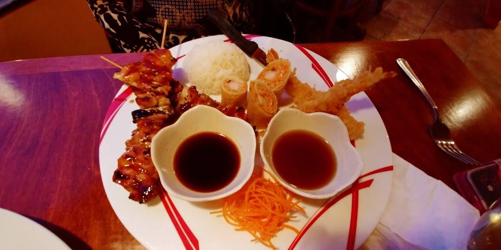 Restaurant Le Saké | restaurant | 301 Rue Principale, Granby, QC J2G 2W3, Canada | 4503722324 OR +1 450-372-2324