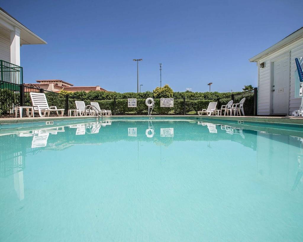 Quality Inn Seneca US-123 | restaurant | 226 Hitec Rd, Seneca, SC 29678, USA | 8649736447 OR +1 864-973-6447