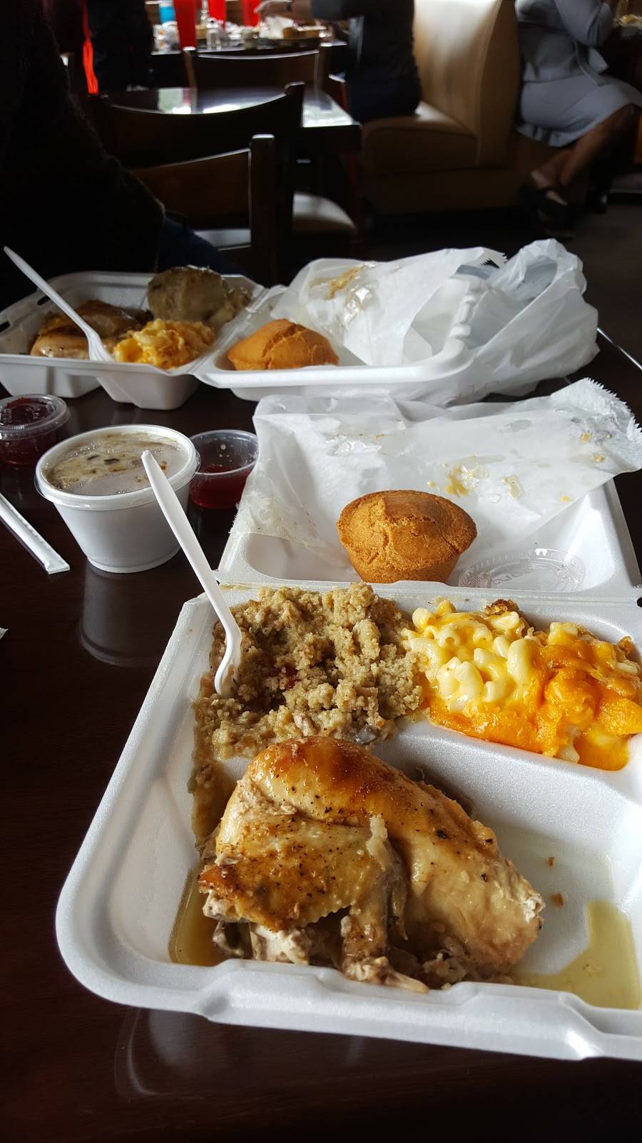 Annie Lauras Kitchen | restaurant | 6814 GA-85, Riverdale, GA 30274, USA | 7709071050 OR +1 770-907-1050