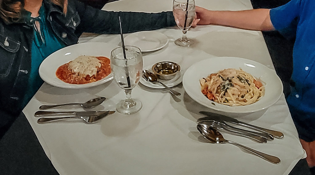 Santinos Italian Restaurant | restaurant | 24165 I-10 W, Unit 433, San Antonio, TX 78257, USA | 2105491266 OR +1 210-549-1266