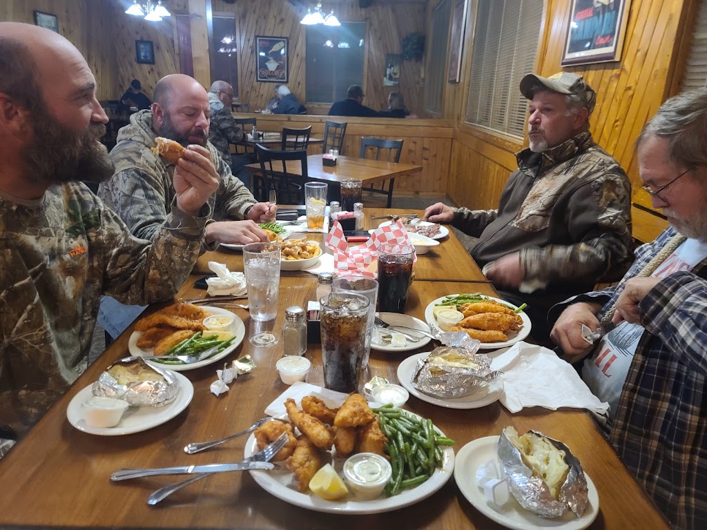 Ang-Gios Restaurant | restaurant | 232 M-134, Cedarville, MI 49719, USA | 9064843301 OR +1 906-484-3301