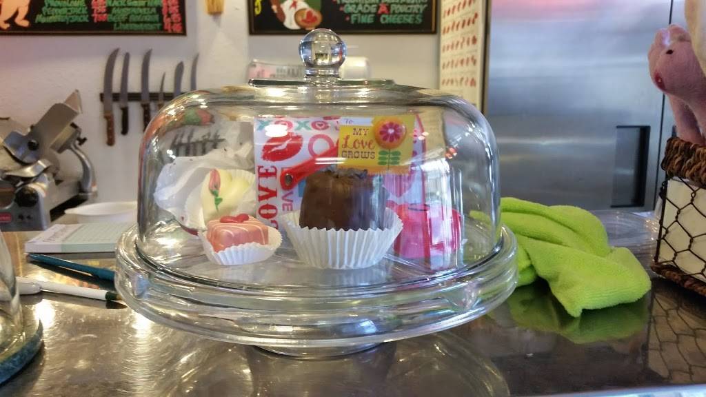 Kevin N Randys Old Fashion Meat Market | restaurant | 18687 Main St, Groveland, CA 95321, USA | 2099625500 OR +1 209-962-5500