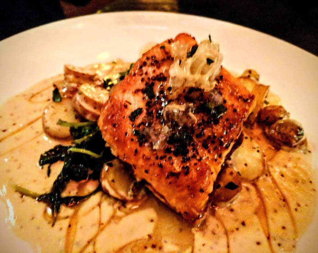 The Cellar Lounge | restaurant | 35001 Rancho California Rd, Temecula, CA 92591, USA | 9515876688 OR +1 951-587-6688