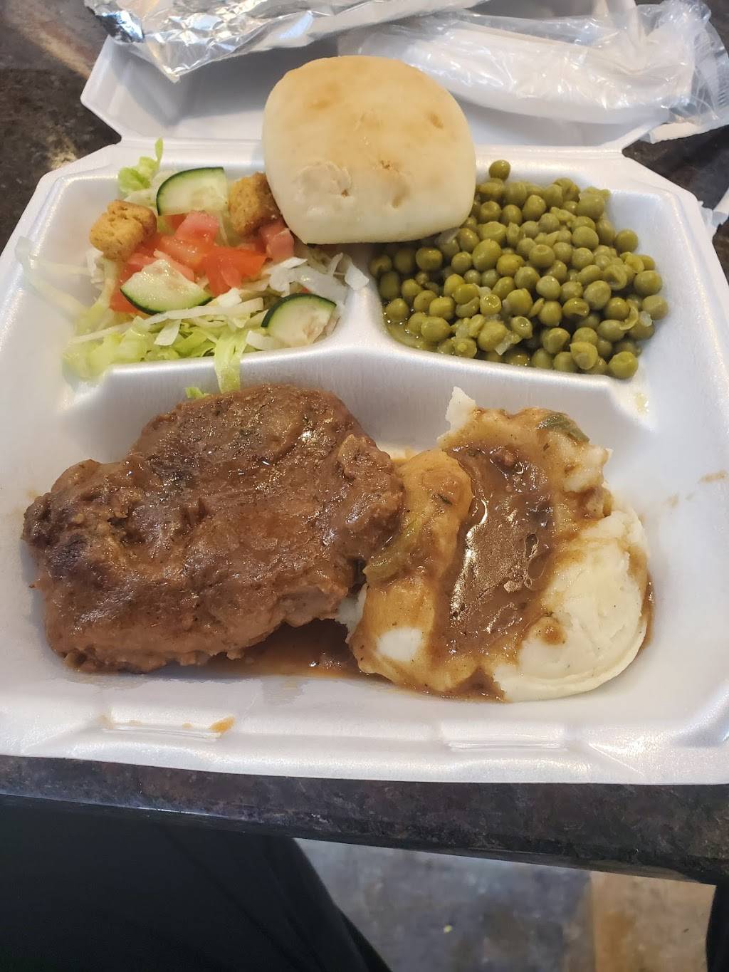 Celinas Soul Food Cafe | restaurant | 437 Cousin St, Slidell, LA 70458, USA | 9852149011 OR +1 985-214-9011