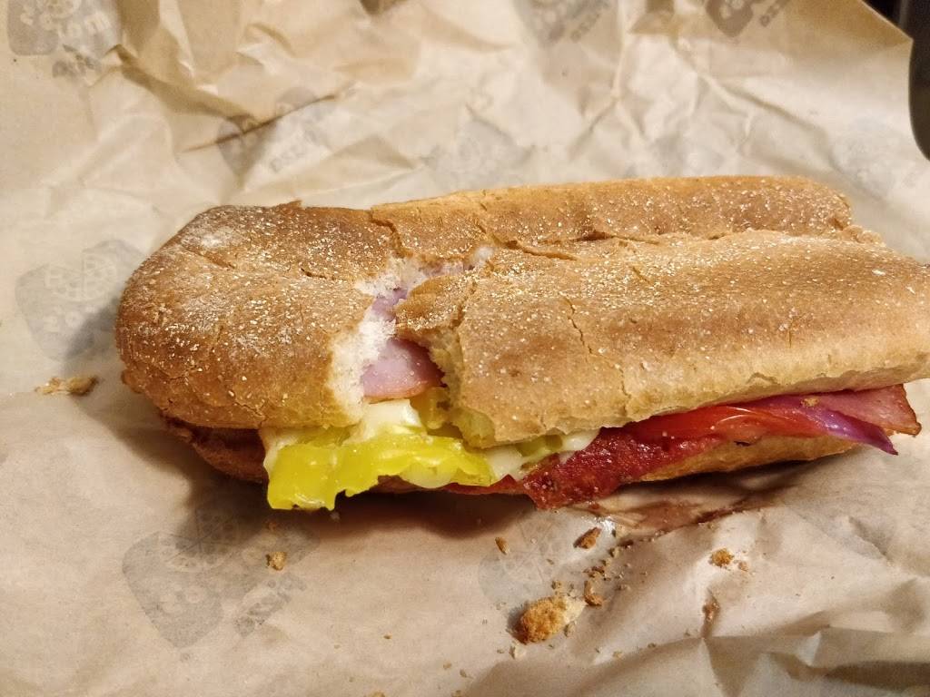 Marcos Pizza | restaurant | 3220 Teasley Ln #108, Denton, TX 76210, USA | 9403040040 OR +1 940-304-0040