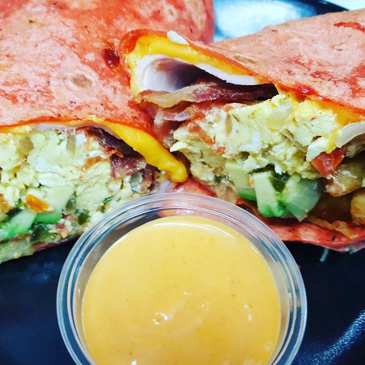 The Bee Hive Market & Deli-Whittier | restaurant | 13308 East Whittier Boulevard, Whittier, CA 90602, USA | 5629459002 OR +1 562-945-9002