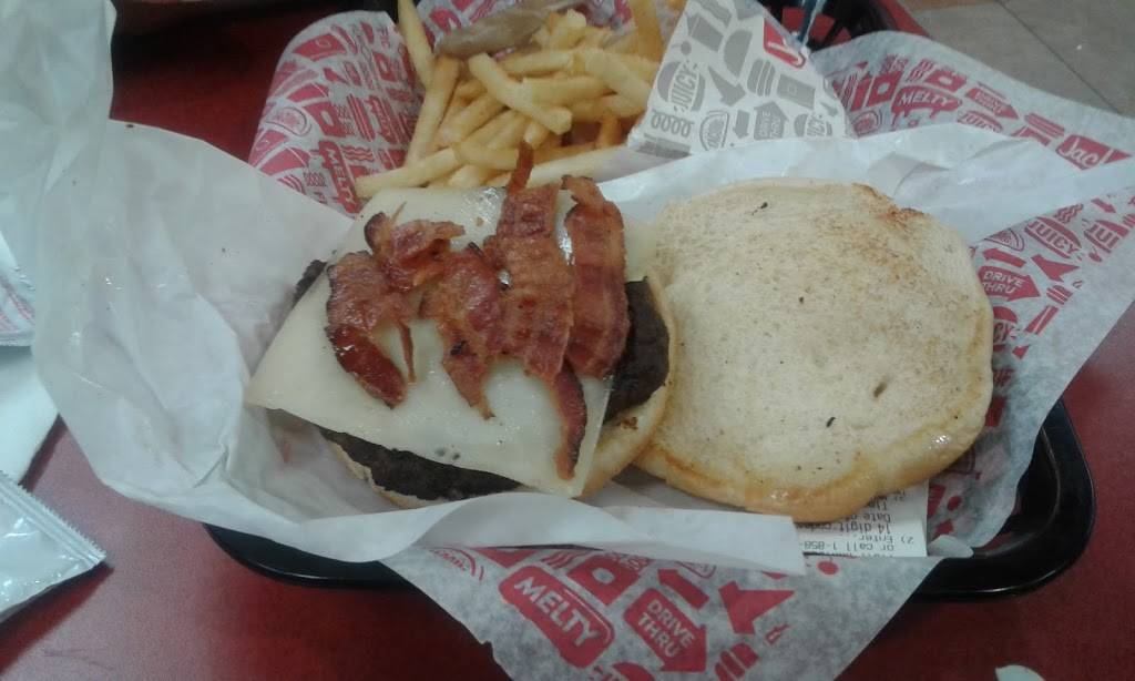 Jack in the Box | restaurant | 13751 Mono Way, Sonora, CA 95370, USA | 2095322900 OR +1 209-532-2900