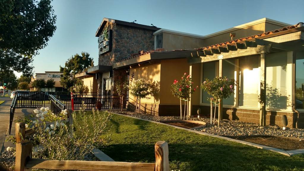 Olive Garden Italian Restaurant | meal takeaway | 2200 Plaza Pkwy, Modesto, CA 95350, USA | 2095448057 OR +1 209-544-8057