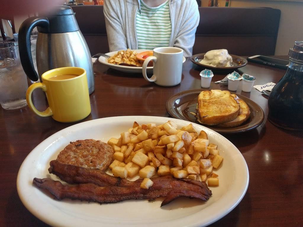 Village Inn | bakery | 10650 SW Beaverton Hillsdale Hwy, Beaverton, OR 97005, USA | 5036448848 OR +1 503-644-8848