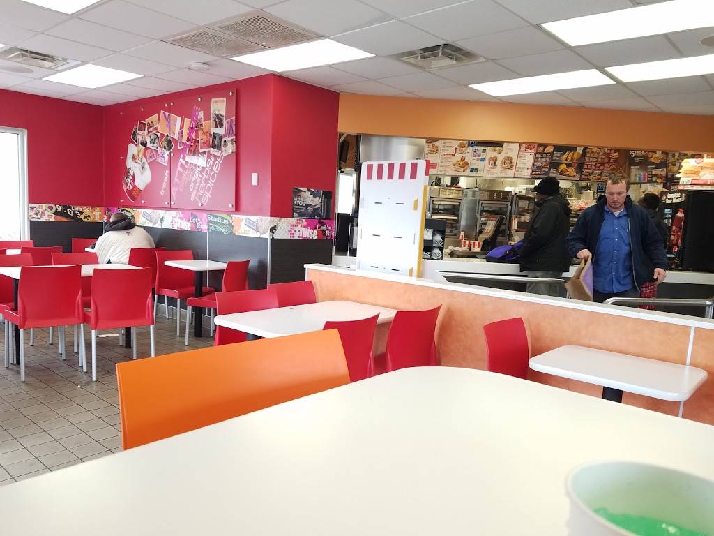 Taco Bell | restaurant | 2401 N Meridian St, Indianapolis, IN 46208, USA | 3179232014 OR +1 317-923-2014