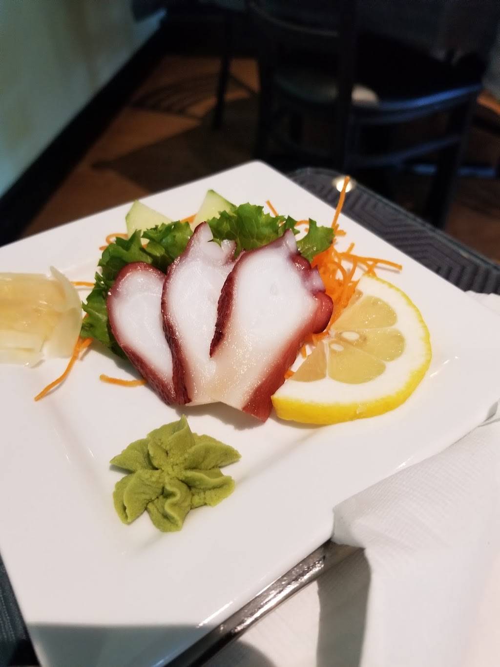 Kumiko Sushi & Thai | restaurant | 2188 Kensington Ave, Buffalo, NY 14226, USA | 7168392950 OR +1 716-839-2950