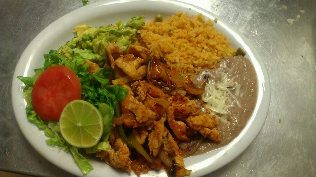 El Canelo | restaurant | 700 Burnham Ave, Calumet City, IL 60409, USA | 7089337292 OR +1 708-933-7292