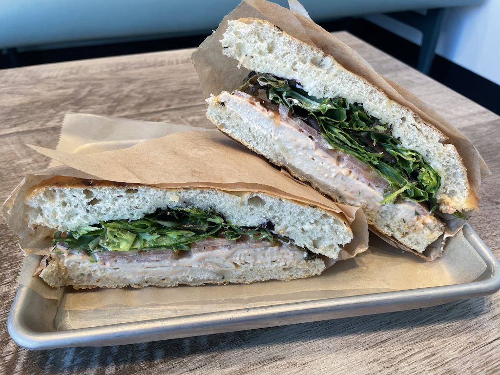 Freckles Deli & Cafe | restaurant | 1310 Harbor Bay Pkwy, Alameda, CA 94502, USA | 5102638201 OR +1 510-263-8201