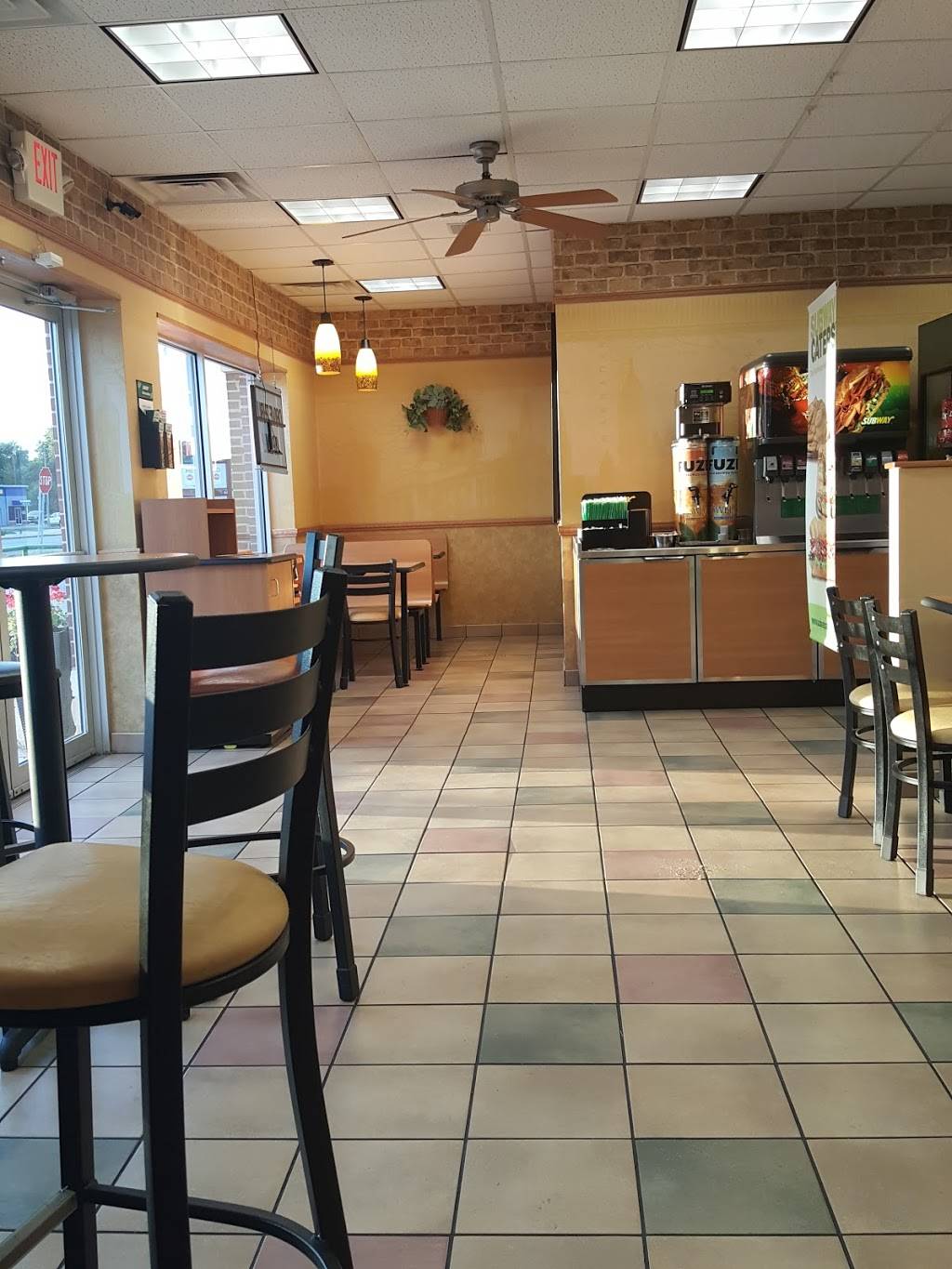Subway | restaurant | 1735 N 3rd St, Terre Haute, IN 47804, USA | 8122355391 OR +1 812-235-5391