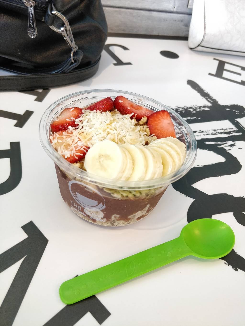 The Bowl | restaurant | 1427 Pine Ridge Rd, Naples, FL 34109, USA | 2397343867 OR +1 239-734-3867