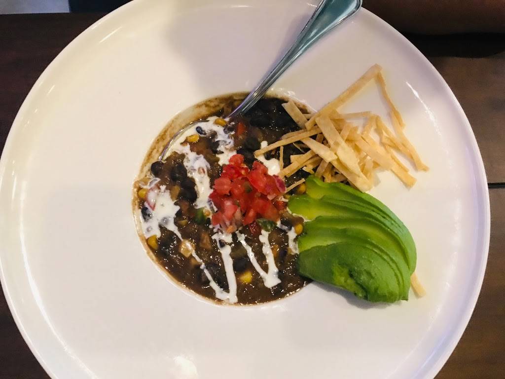 Mahoneys Texish Bar & Restaurant | restaurant | 24 Waterway Ave Suite 100, The Woodlands, TX 77380, USA | 8326635228 OR +1 832-663-5228