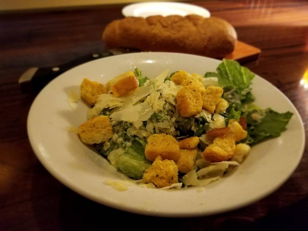 LongHorn Steakhouse | meal takeaway | 3300 W Touhy Ave, Skokie, IL 60076, USA | 8476741673 OR +1 847-674-1673