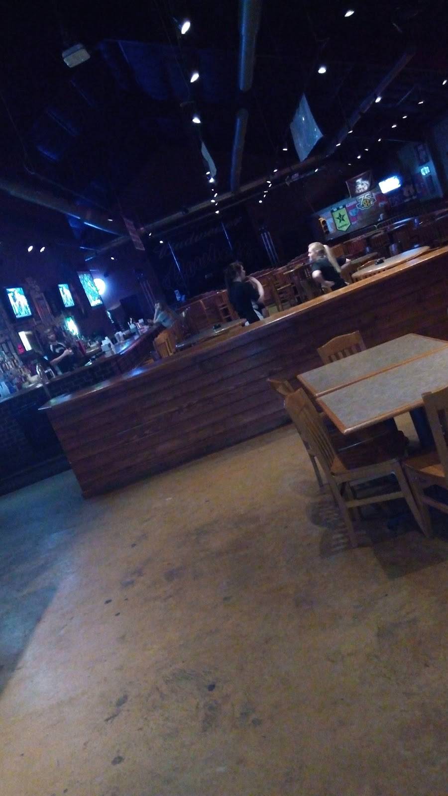 Cowbells Sport Grill | night club | 1545 St Andrews Ln, Starkville, MS 39759, USA | 6626159600 OR +1 662-615-9600