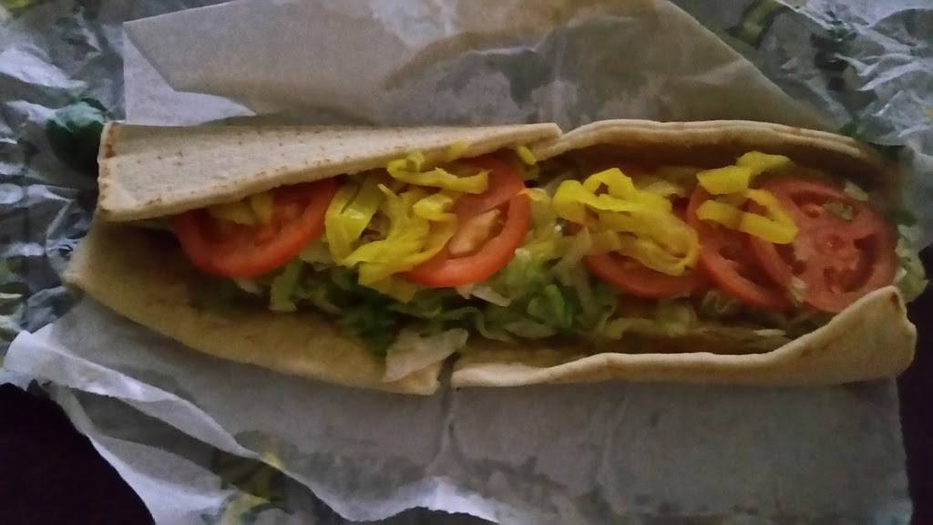 Subway Restaurants | restaurant | 15232 Saticoy St, Van Nuys, CA 91405, USA | 8186708100 OR +1 818-670-8100
