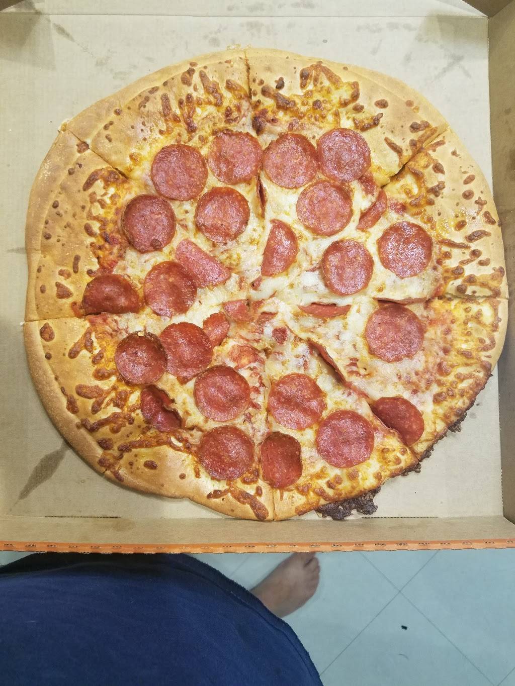 Little Caesars Pizza | meal takeaway | 1702 US-181, Portland, TX 78374, USA | 3616435571 OR +1 361-643-5571