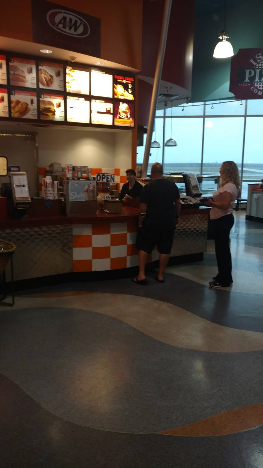 A&W | restaurant | 100 Arrival Ave, Ronkonkoma, NY 11779, USA | 6312857684 OR +1 631-285-7684