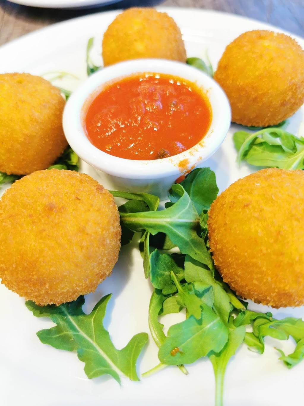 Vivo Pizza+Pasta | restaurant | 17285 Leslie St, Newmarket, ON L3Y 0A4, Canada | 9058958486 OR +1 905-895-8486