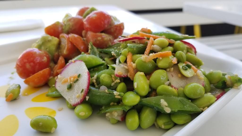 Lemonade | restaurant | 4400 W Riverside Dr, Burbank, CA 91505, USA | 8188413900 OR +1 818-841-3900