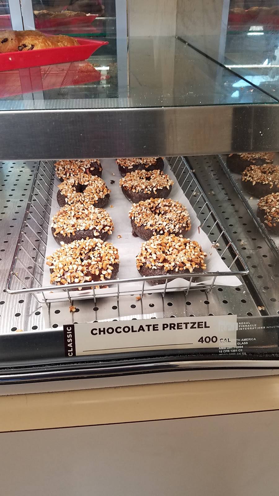 Dunkin | bakery | 2511 Howell Branch Rd, Casselberry, FL 32707, USA | 4079606882 OR +1 407-960-6882