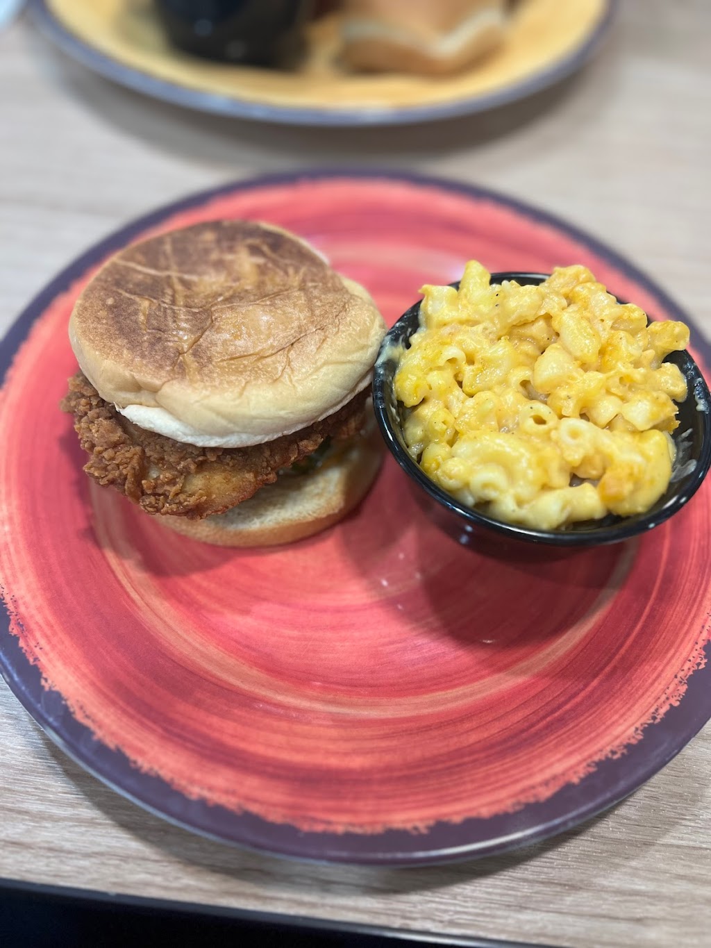 Pollo Campero | restaurant | 1616 Gallatin Pike N, Madison, TN 37115, USA | 8332267376 OR +1 833-226-7376