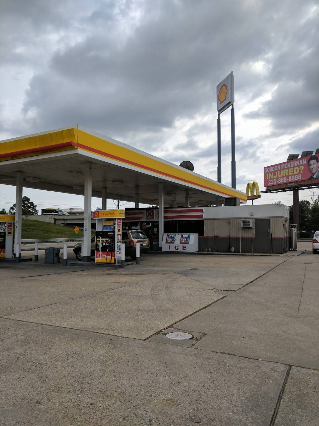 Raising Canes Chicken Fingers | meal takeaway | 3422 Drusilla Ln, Baton Rouge, LA 70809, USA | 2259247505 OR +1 225-924-7505