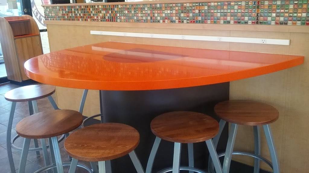 Popeyes Louisiana Kitchen | restaurant | 8732 S Stony Island Ave, Chicago, IL 60617, USA | 7733668580 OR +1 773-366-8580